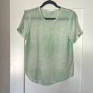 Equipment 100% Silk Short Sleeve Blouse
